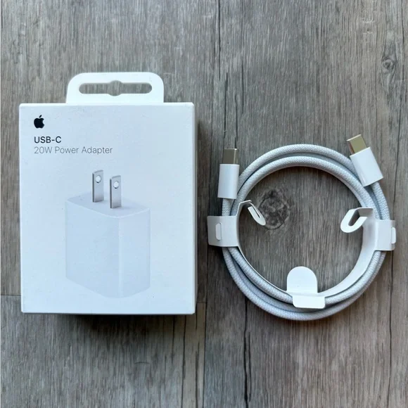 Apple USB-C 1 M Length Braided Cable + 20W USB-C Power Adapter - Picture 6 of 7
